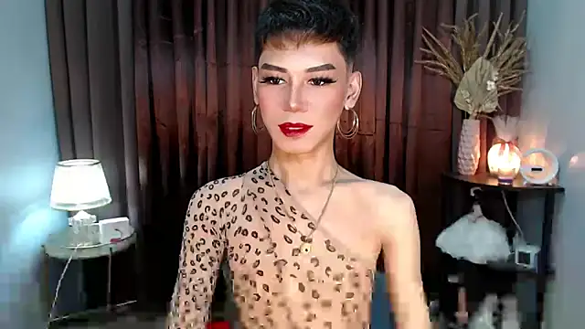 MissTransStella69 online show from September 15, 2025, 7:41 am