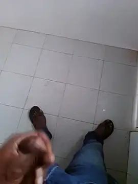 Snapshot of SAManthapathmasri chatting on December 2, 2025, 12:10 pm SAManthapathmasri online show from December 2, 2025, 12:10 pm