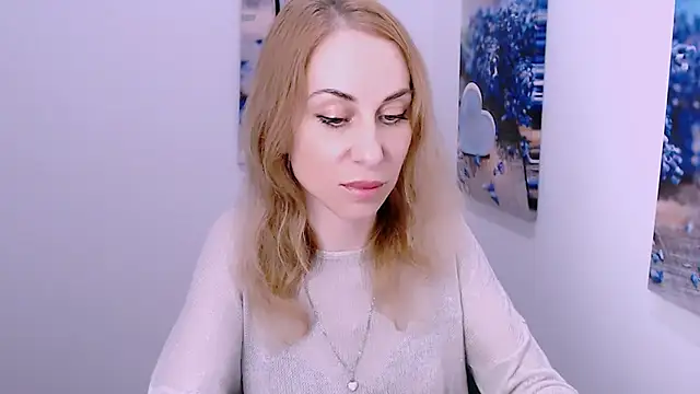 Snapshot of Create_your_own_sun chatting on November 9, 2025, 2:15 pm Create your own sun online show from November 9, 2025, 2:15 pm