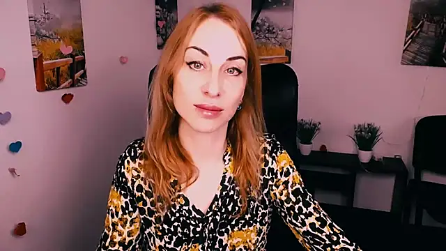 Snapshot of Create_your_own_sun chatting on November 16, 2025, 1:17 pm Create your own sun online show from November 16, 2025, 1:17 pm