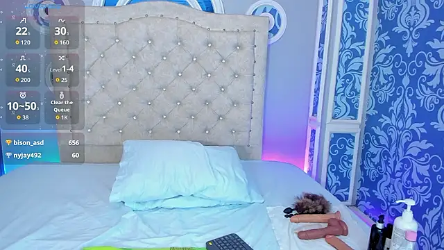 mishell lovely online show from March 8, 2026, 2:04 am