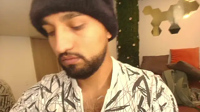 Miguel SaraPink online show from March 16, 2026, 9:52 pm