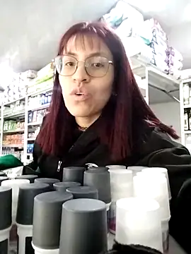 Snapshot of Katyuskka_love chatting on November 9, 2025, 6:39 pm Katyuskka love online show from November 9, 2025, 6:39 pm