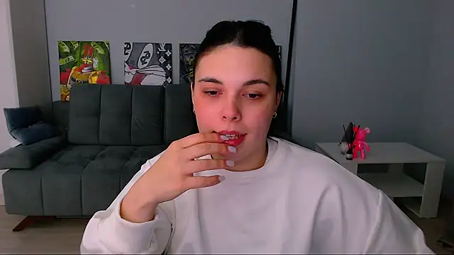 queenofthesense  online show from February 23, 2026, 2:58 pm