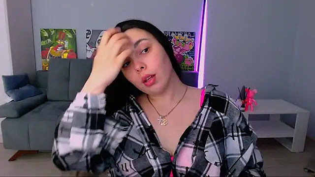 queenofthesense  online show from February 25, 2026, 12:59 pm