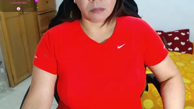 hiilarybrown online show from September 19, 2025, 12:34 am