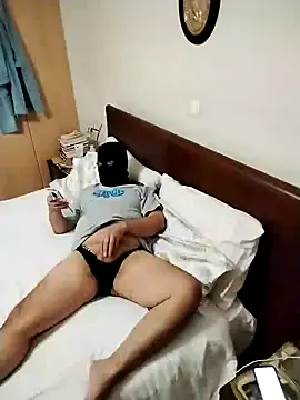 Snapshot of Jimakosv chatting on January 13, 2026, 8:14 pm Jimakosv online show from January 13, 2026, 8:14 pm