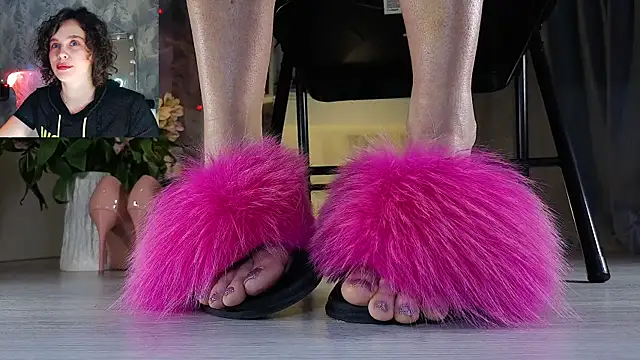 Feet Heelss online show from January 9, 2026, 12:41 pm