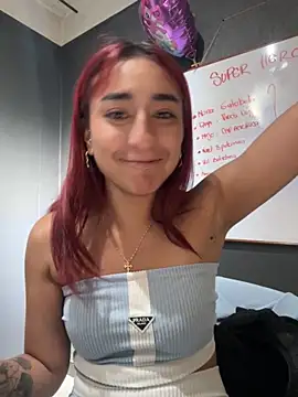 Snapshot of JuliethaDemon_ chatting on November 5, 2025, 1:00 pm JuliethaDemon online show from November 5, 2025, 1:00 pm