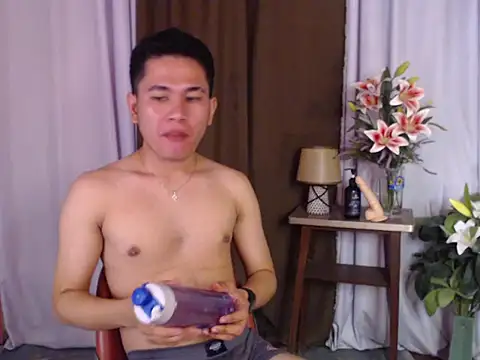 Snapshot of master_kent chatting on October 31, 2025, 11:22 am master kent online show from October 31, 2025, 11:22 am