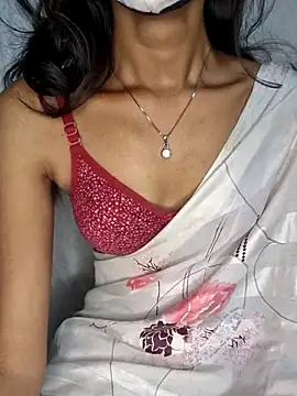 Snapshot of Diyab chatting on November 18, 2025, 6:07 am Diyab online show from November 18, 2025, 6:07 am