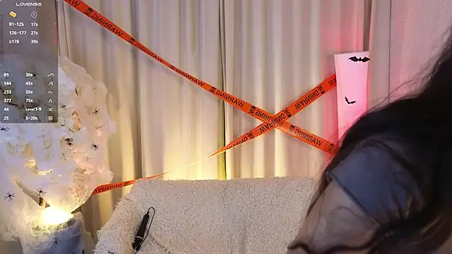 Snapshot of Janet_Jee chatting on November 1, 2025, 11:34 am Janet Jee online show from November 1, 2025, 11:34 am