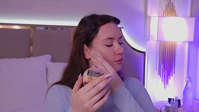 Snapshot of MeganStrain chatting on September 27, 2025, 3:11 am MeganStrain online show from September 27, 2025, 3:11 am