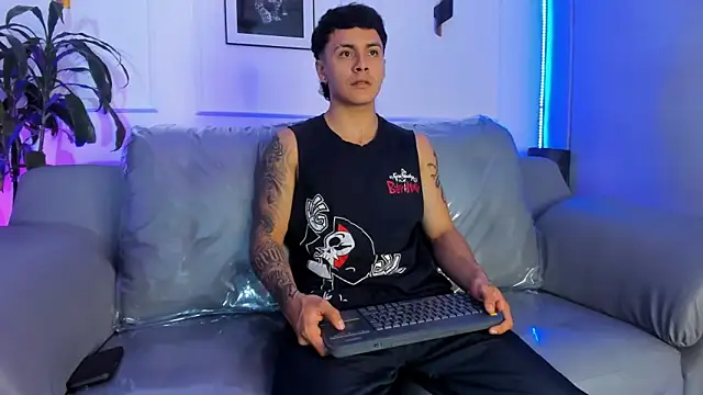 Leo santoro online show from March 12, 2026, 2:01 pm