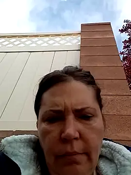 Snapshot of petalsexy chatting on October 25, 2025, 4:57 pm petalsexy online show from October 25, 2025, 4:57 pm