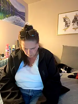 Snapshot of petalsexy chatting on November 2, 2025, 12:46 am petalsexy online show from November 2, 2025, 12:46 am