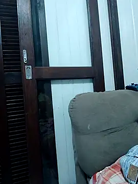 cicinha3657 online show from April 25, 2026, 5:32 am