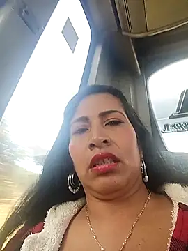 Snapshot of PAULA20- chatting on September 16, 2025, 12:39 pm PAULA20- online show from September 16, 2025, 12:39 pm