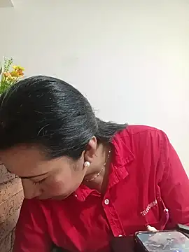 Snapshot of PAULA20- chatting on October 2, 2025, 1:29 pm PAULA20- online show from October 2, 2025, 1:29 pm