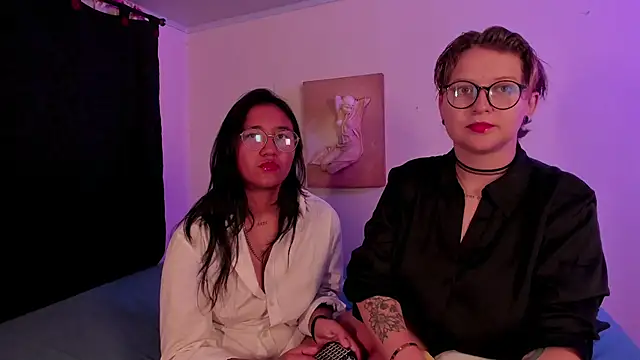 Snapshot of CrazyCakes_ chatting on November 29, 2025, 10:35 pm CrazyCakes online show from November 29, 2025, 10:35 pm