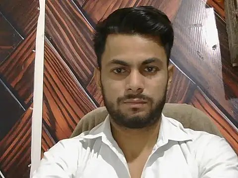 ursdreamperson online show from May 2, 2026, 12:48 am