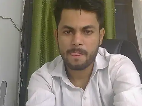ursdreamperson online show from July 30, 2026, 1:37 am
