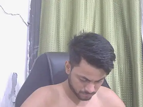 ursdreamperson online show from July 30, 2026, 1:54 pm