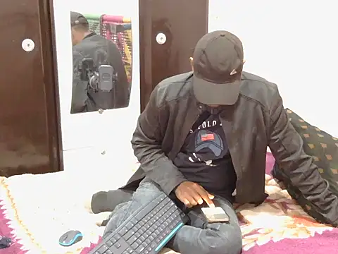 krishjaat43 online show from December 14, 2025, 8:02 pm