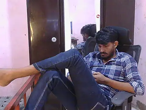 krishjaat43 online show from July 28, 2026, 8:52 pm