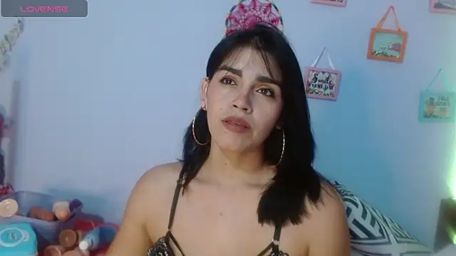 Snapshot of angelly__kate chatting on June 17, 2026, 2:14 am angelly kate online show from June 17, 2026, 2:14 am