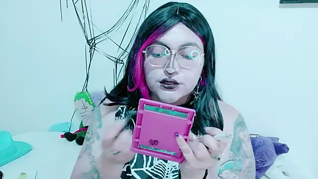 XxGreenGoodxX online show from July 26, 2026, 9:32 pm
