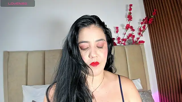  Cris Spicy  online show from September 29, 2025, 7:51 pm