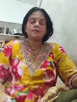 Snapshot of Chhaya_hot chatting on June 4, 2026, 2:28 am Chhaya hot online show from June 4, 2026, 2:28 am