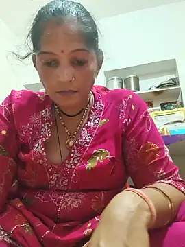 Snapshot of Chhaya_hot chatting on August 5, 2026, 1:14 pm Chhaya hot online show from August 5, 2026, 1:14 pm