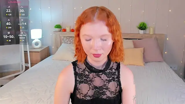 Snapshot of Anna_Patterson chatting on October 22, 2025, 10:15 am Anna Patterson online show from October 22, 2025, 10:15 am