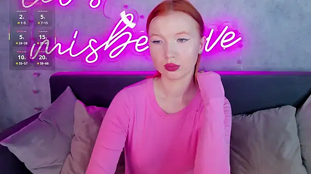 Snapshot of Anna_Patterson chatting on November 19, 2025, 10:04 am Anna Patterson online show from November 19, 2025, 10:04 am