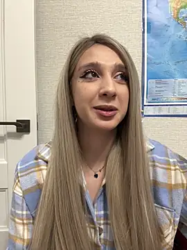 Snapshot of yourfavpsy_ chatting on December 21, 2025, 4:47 pm yourfavpsy online show from December 21, 2025, 4:47 pm