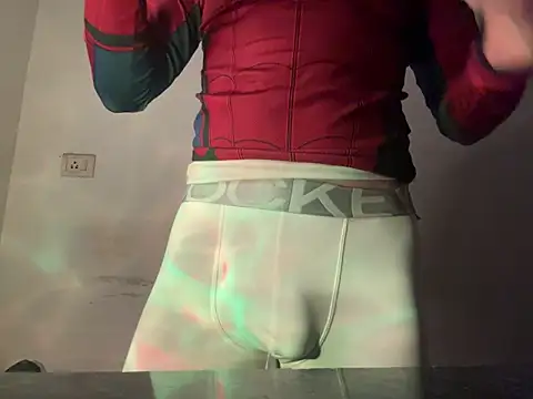 Snapshot of FitNhot_sam chatting on October 19, 2025, 6:08 pm FitNhot sam online show from October 19, 2025, 6:08 pm