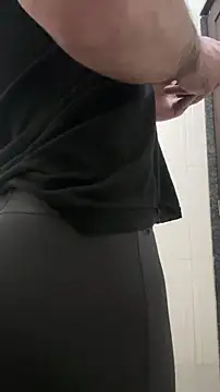 Snapshot of FitNhot_sam chatting on November 23, 2025, 10:37 am FitNhot sam online show from November 23, 2025, 10:37 am