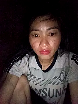 Snapshot of Phuongphuongg chatting on September 28, 2025, 10:15 pm Phuongphuongg online show from September 28, 2025, 10:15 pm