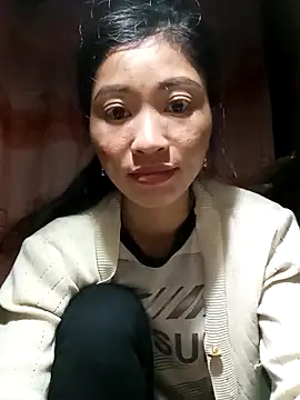 Snapshot of Phuongphuongg chatting on September 29, 2025, 2:11 pm Phuongphuongg online show from September 29, 2025, 2:11 pm