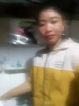 Snapshot of Phuongphuongg chatting on November 12, 2025, 12:55 am Phuongphuongg online show from November 12, 2025, 12:55 am