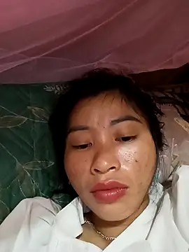 Snapshot of Phuongphuongg chatting on November 14, 2025, 8:35 am Phuongphuongg online show from November 14, 2025, 8:35 am