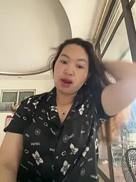 Snapshot of Nhung584 chatting on September 11, 2025, 2:00 am Nhung584 online show from September 11, 2025, 2:00 am