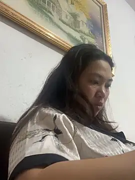 Snapshot of Nhung584 chatting on October 17, 2025, 12:08 pm Nhung584 online show from October 17, 2025, 12:08 pm