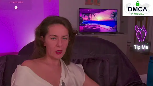 Snapshot of Witch_in_Silk chatting on September 18, 2025, 6:21 pm Witch in Silk online show from September 18, 2025, 6:21 pm