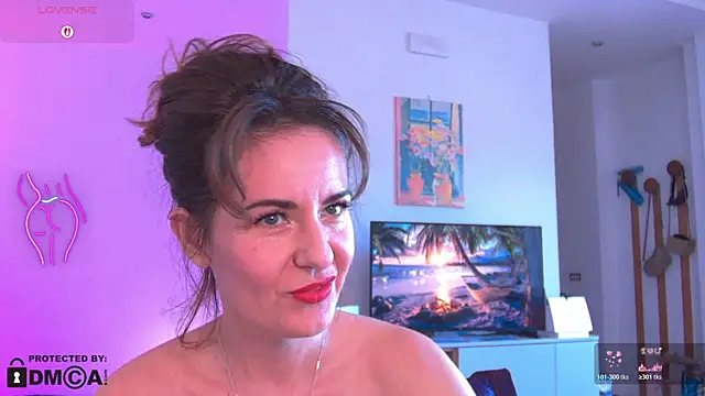 Snapshot of Witch_in_Silk chatting on October 24, 2025, 3:19 pm Witch in Silk online show from October 24, 2025, 3:19 pm