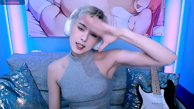 Snapshot of SophieAsh chatting on November 23, 2025, 3:01 pm SophieAsh online show from November 23, 2025, 3:01 pm