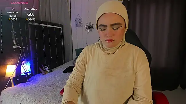 Snapshot of MarianFadel chatting on November 26, 2025, 12:39 pm MarianFadel online show from November 26, 2025, 12:39 pm