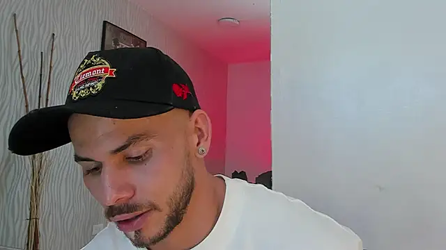 Snapshot of dylan_jacobx chatting on June 27, 2026, 6:02 pm dylan jacobx online show from June 27, 2026, 6:02 pm